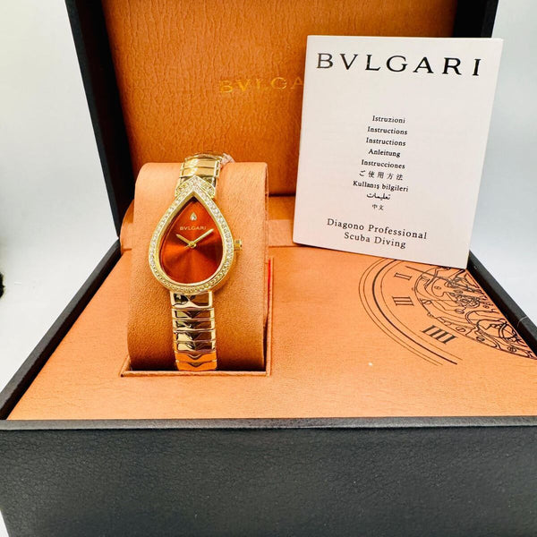 ساعة بولغاري (بولغاري) نسائية فاخرة دمعة ذهبية نحاسية مرصعة بالكريستال
